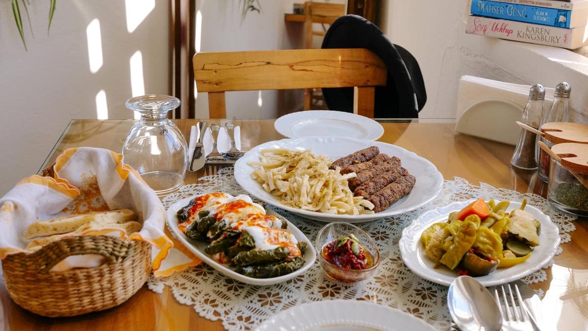 Kapadokya Yemekleri ve Nevşehir Lezzet Deneyimleri