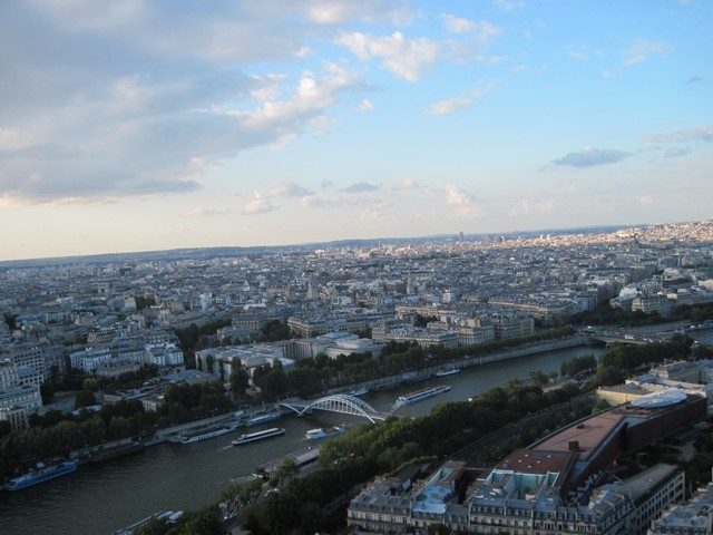 Paris Eyfel Kulesi Manzarası
