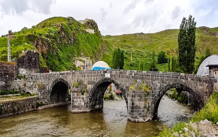 Taş Köprü- Kars